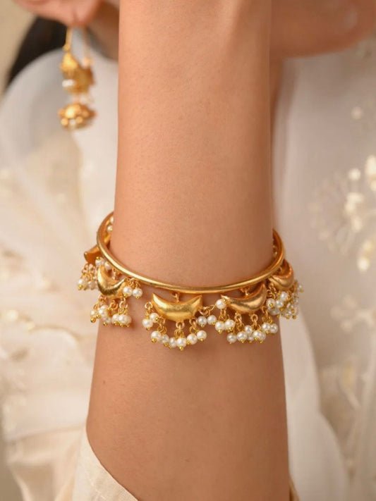 Ishhaara Chand Shaped Kashmiri Bangle