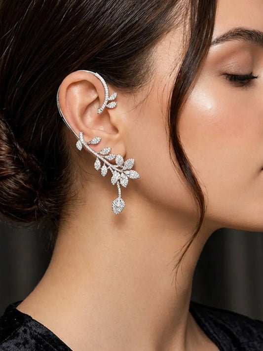 Ishhaara Elara Diamond Earcuff