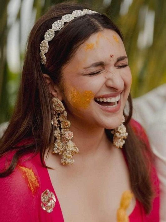 Ishhaara Parineeti Chopra Floral Kundan Studded Hair Band