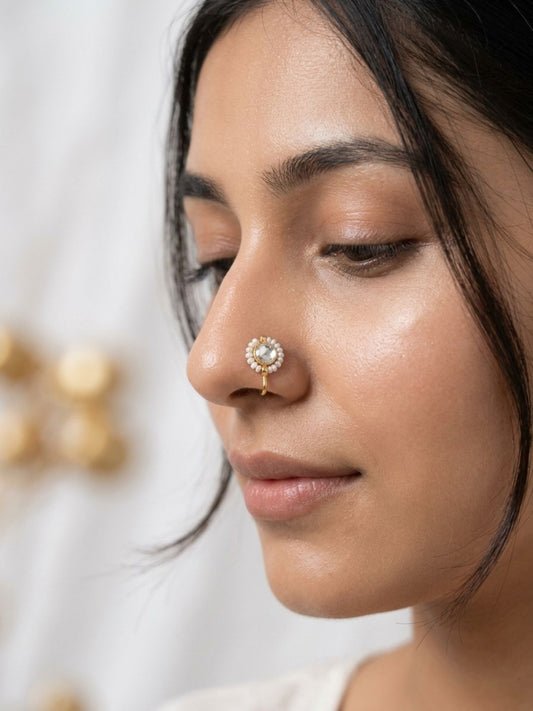 Ishhaara Round Kundan Studded Nath
